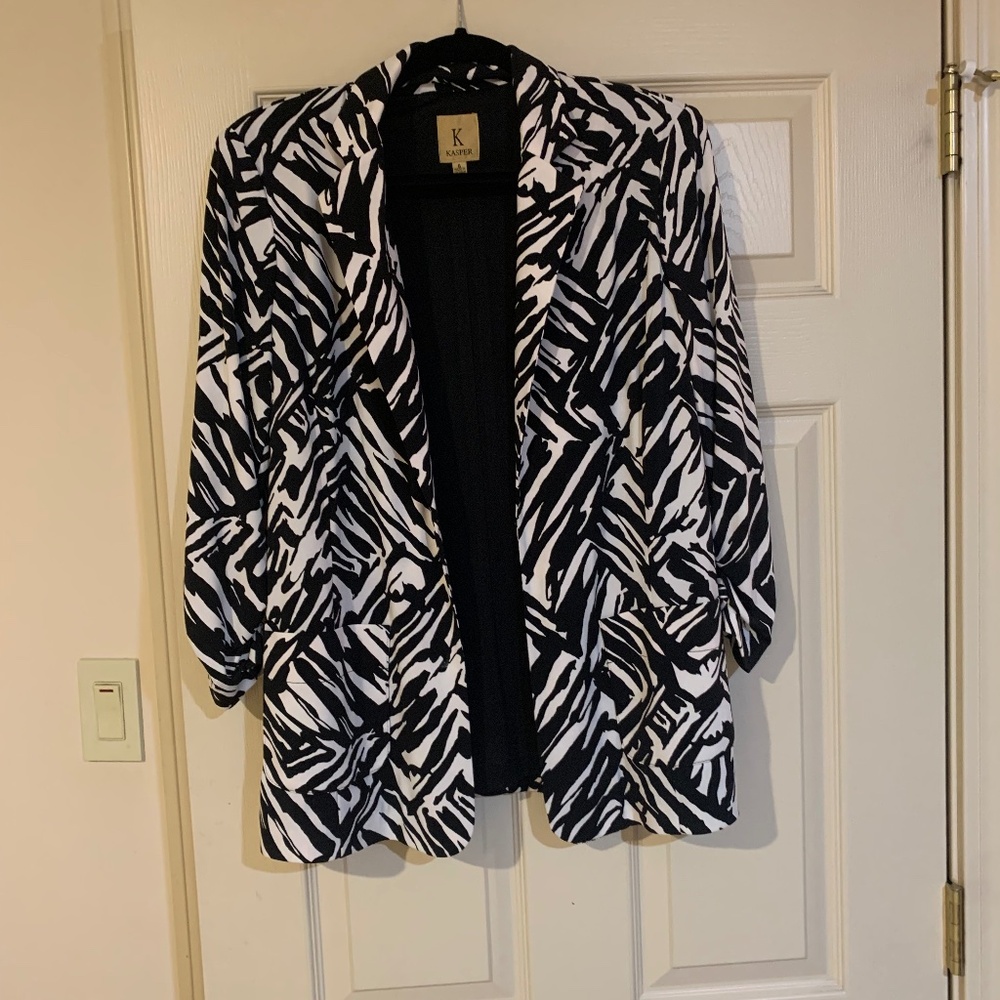 Kasper Black/White Print Lined Blazer sz 6